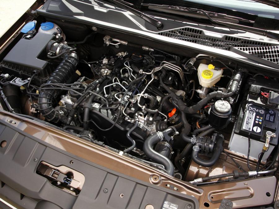  Volkswagen Amarok Double Cab Highline 2010 года  (фото 16 из 33)